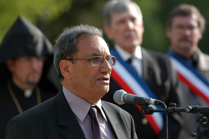 Garo Hovsépian ému et indigné après la nouvelle profanation du mémorial de Lyon