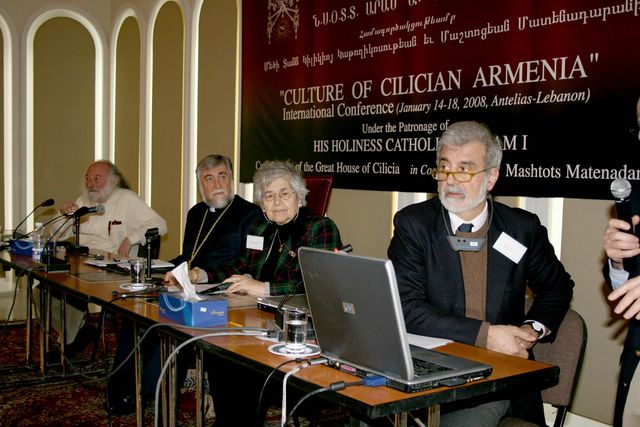 La conférence sur la « culture en Arménie Cilicienne » s’est terminée  à Antélias