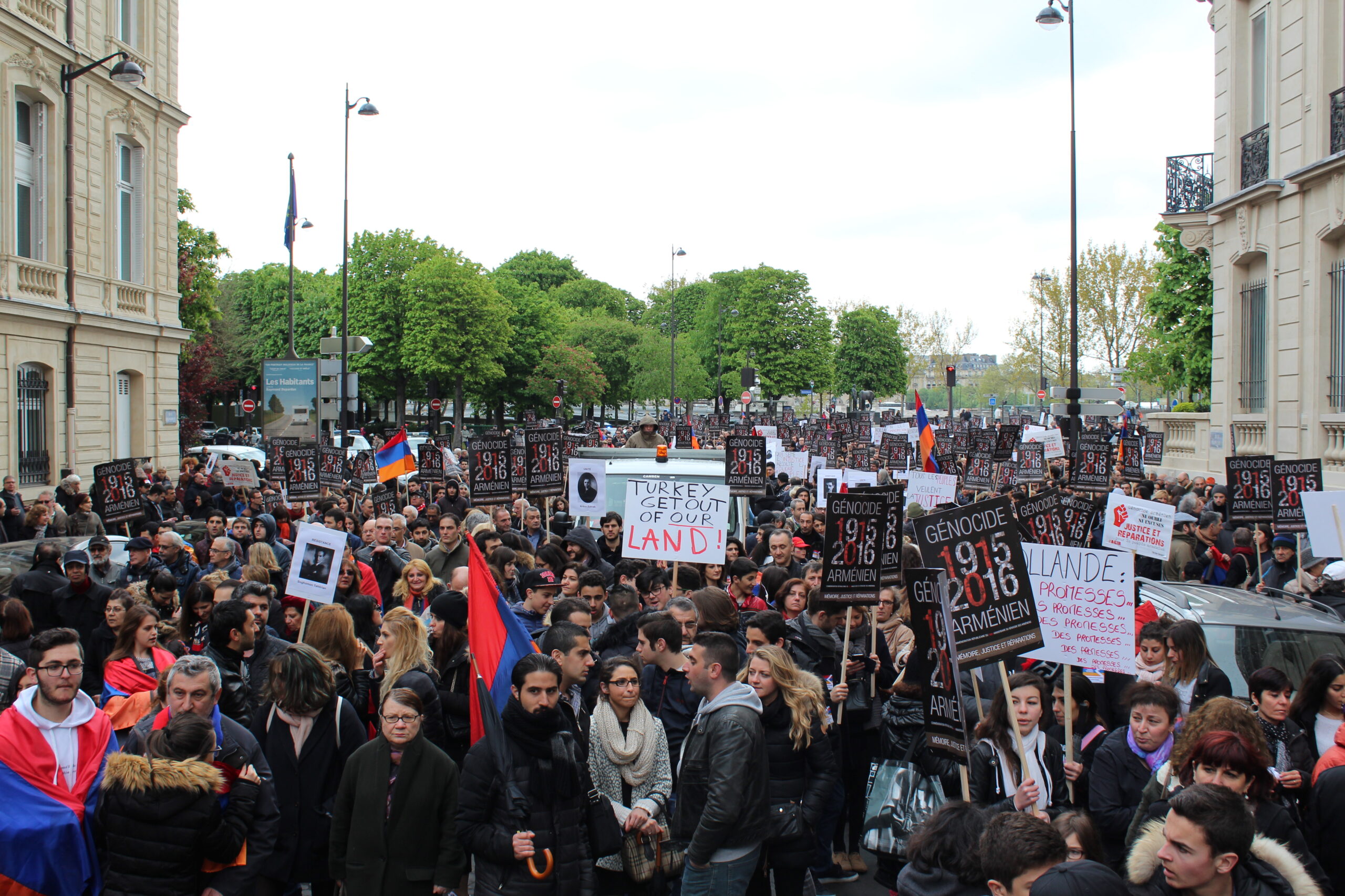 24 avril 2016 : 5000 manifestants à Paris