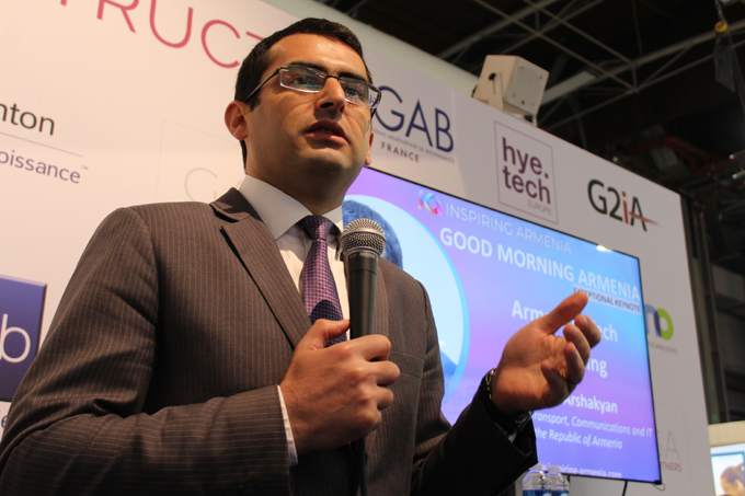 Conférence du ministre de la Communication au stand Inspiring Armenia à VivaTech