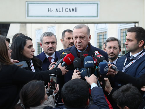 Erdogan met en garde contre une résurgence du terrorisme islamiste  en cas de chute du gouvernement libyen