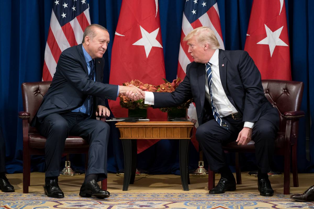 Trump et Erdogan appellent Syrie et Russie à « stopper » leur offensive  militaire à Idleb