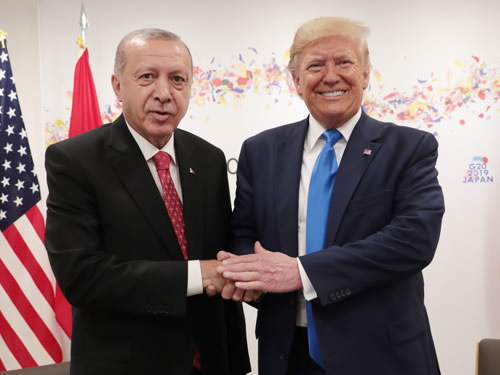 Erdogan et Trump veulent agir « plus étroitement »