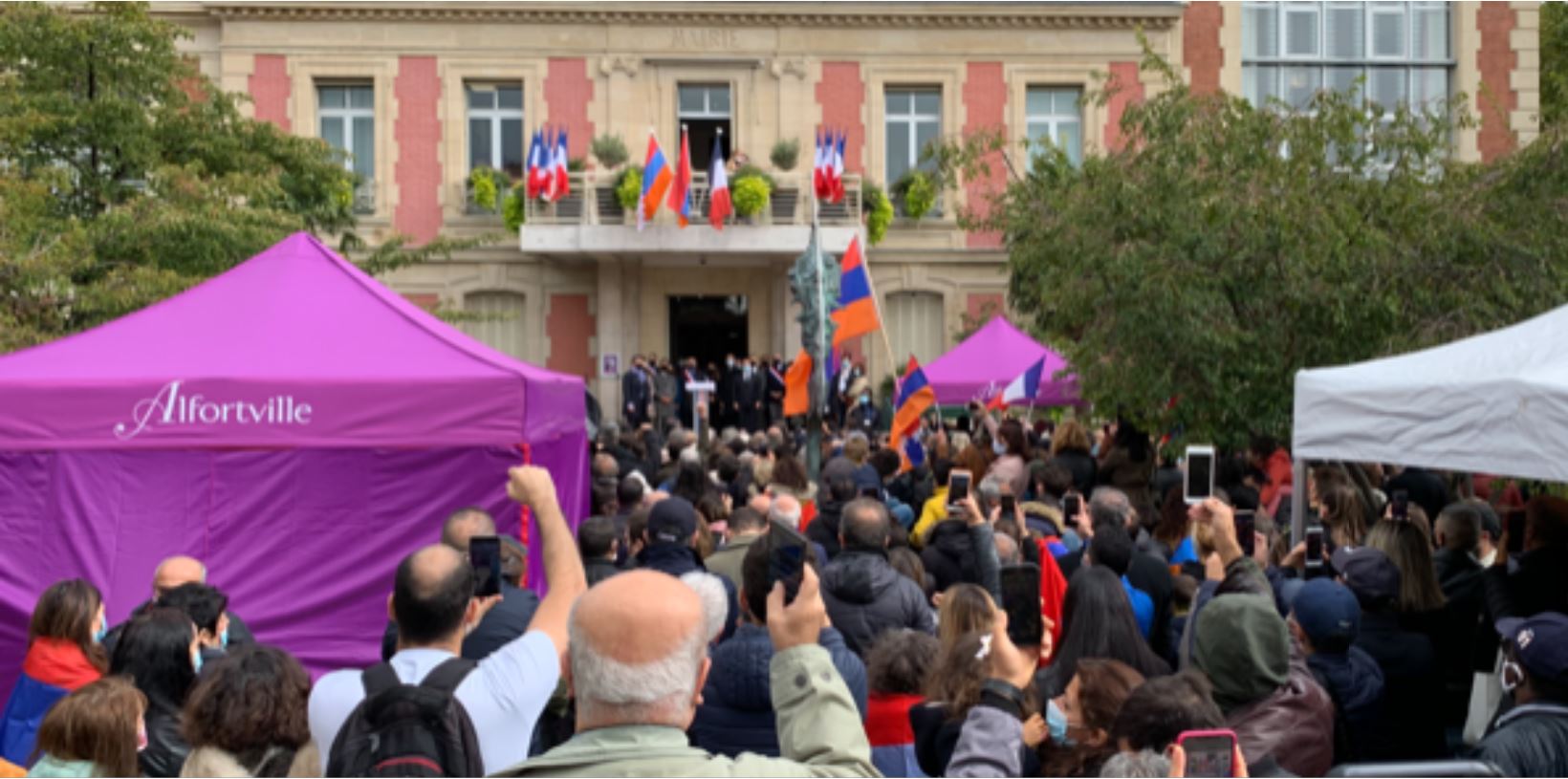 François Hollande pour l’Arménie à  Alfortville