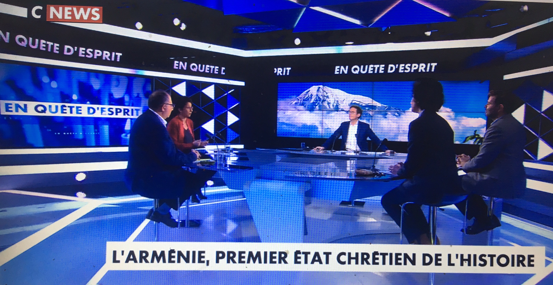 Ce soir à 22h30 rediffusion sur CNews du débat « En quête d’esprit : L’Arménie, pays martyr ? »