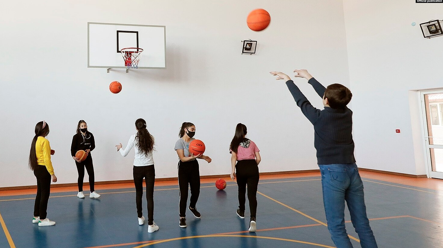 Les écoles resteront ouvertes malgré la résurgence du Coronavirus