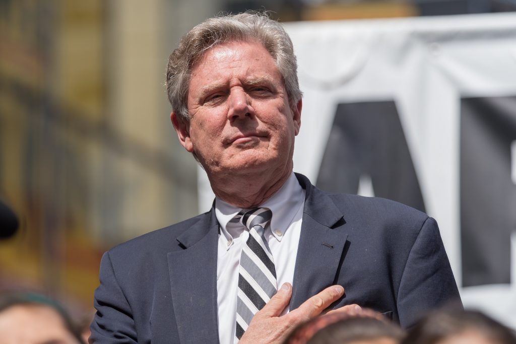 Frank Pallone : « Les États-Unis ne resteront pas les bras croisés »