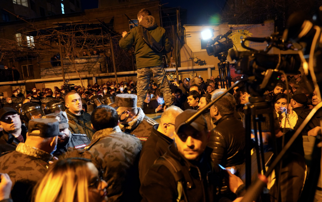 Le mouvement pour le salut de la patrie débloque la rue Demirchyan