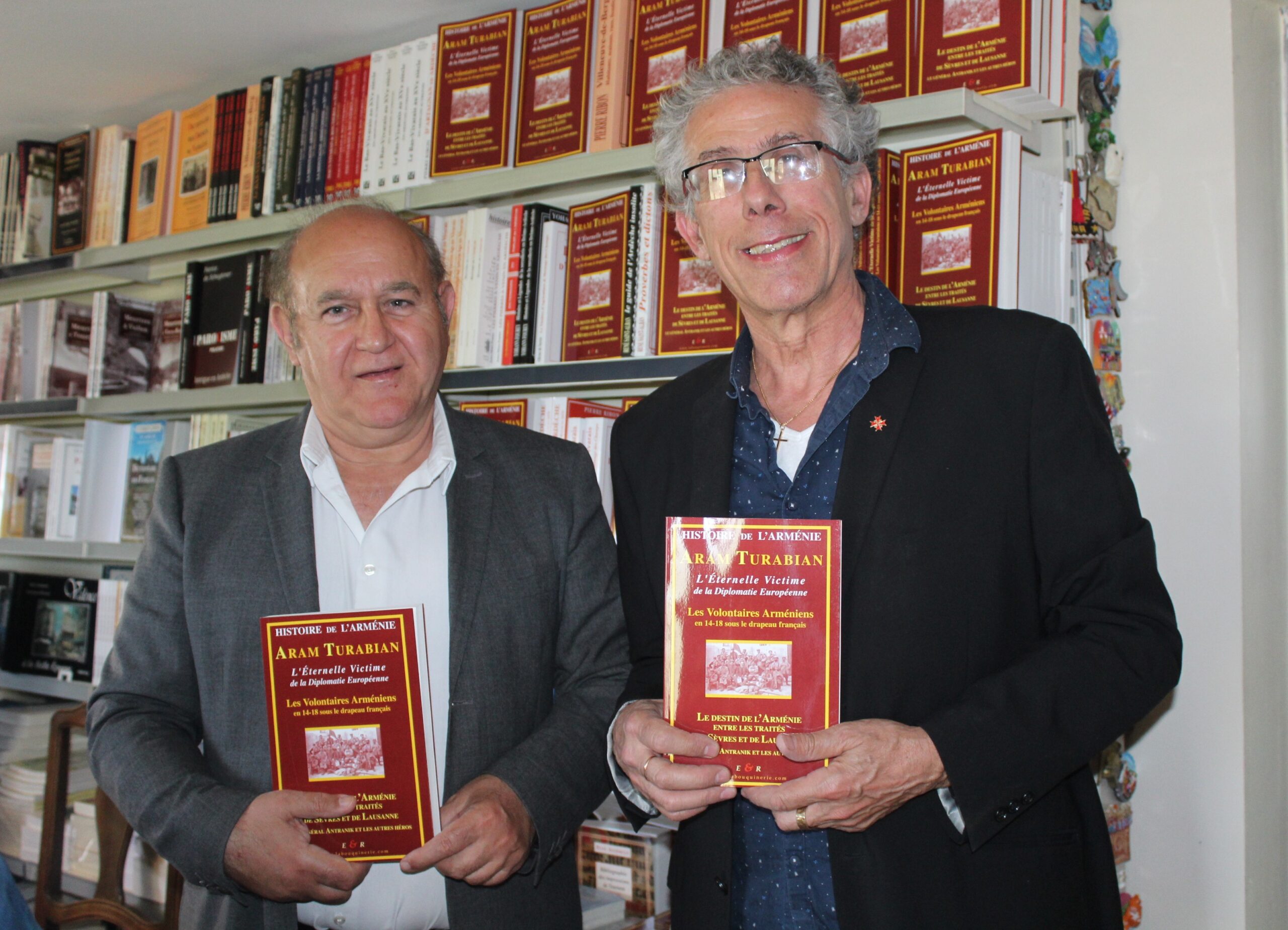 Conférence à la MCAGD de Grenoble sur la situation politique en Arménie par Krikor Amirzayan et présentation du livre Les Volontaires Arméniens d’Aram Turabian par René Adjémian