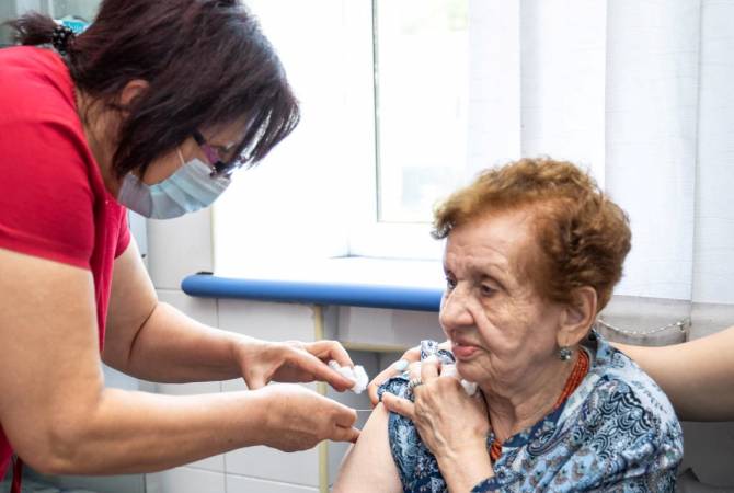 La fille et la petite-fille de l’écrivain et poète Yeghiché Tcharents ont été vaccinées