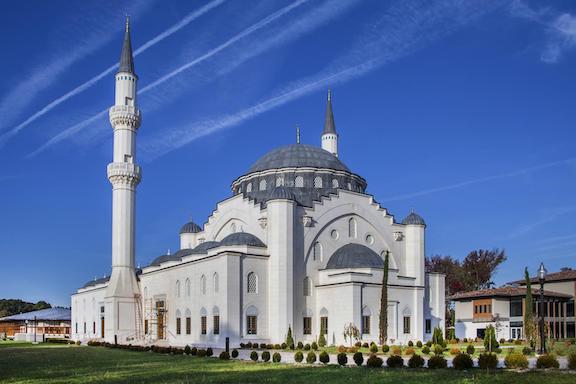 L’immense mosquée d’Erdogan près de Washington est un cheval de Troie des intérêts de la Turquie