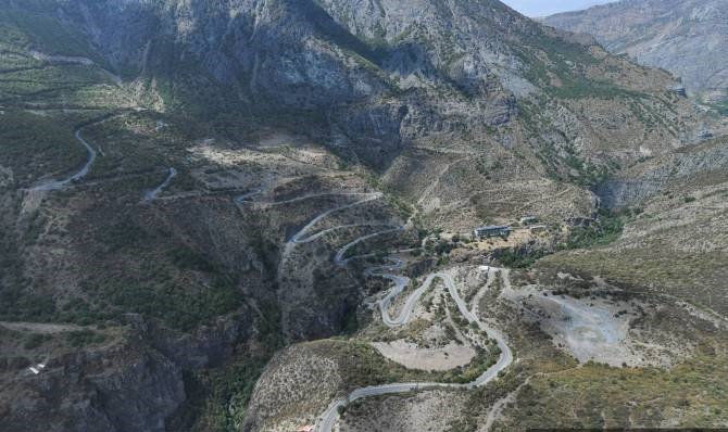 Nikol Pachinian affirme que le gouvernement arménien va prendre des mesures pour gérer les risques liés à la route Goris-Kapan