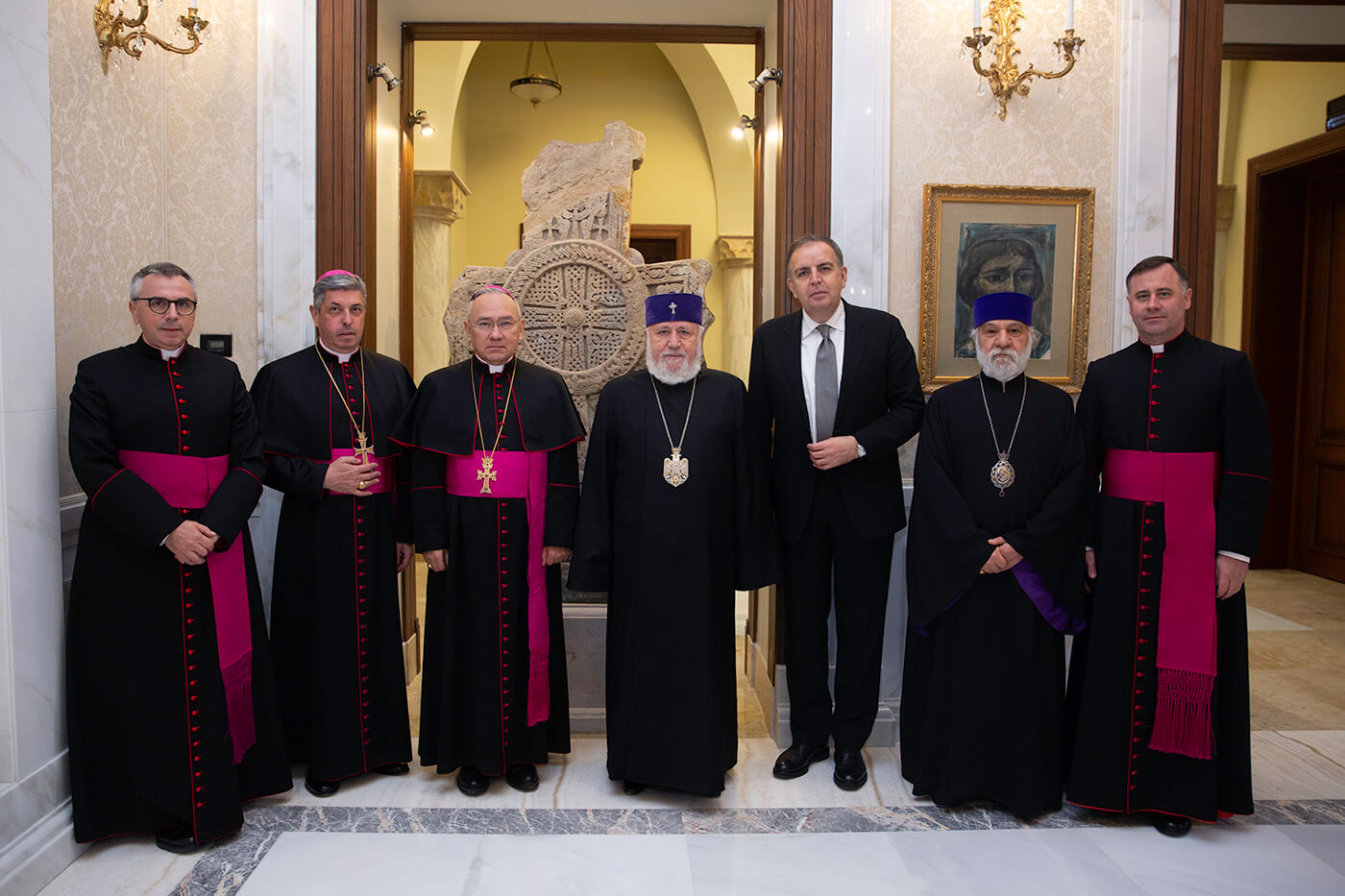 Le Catholicos Karékine II a reçu à Sainte-Etchmiadzine l’archevêque Edgar Pena Parra et une délégation du Vatican