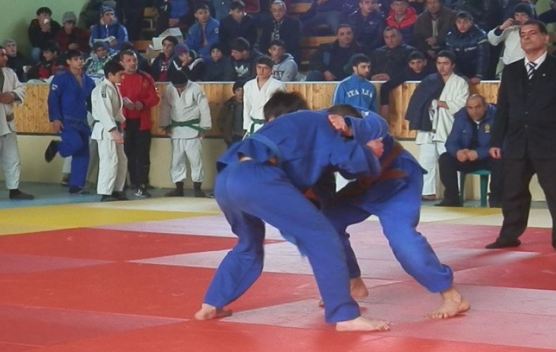 Le championnat d’Arménie de judo s’est déroulé à Erévan en présence de 80 judokas