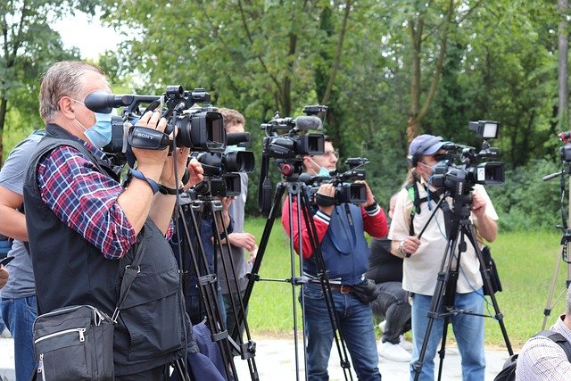 20 journalistes blessés, 60 procès en diffamation en 2021