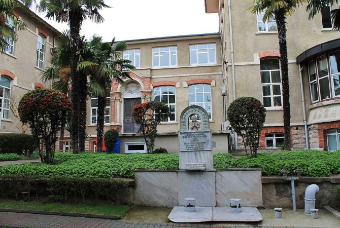 La communauté arménienne d’Istanbul met en garde contre le risque de perdre la gestion de l’hôpital historique Sourp Pirgic