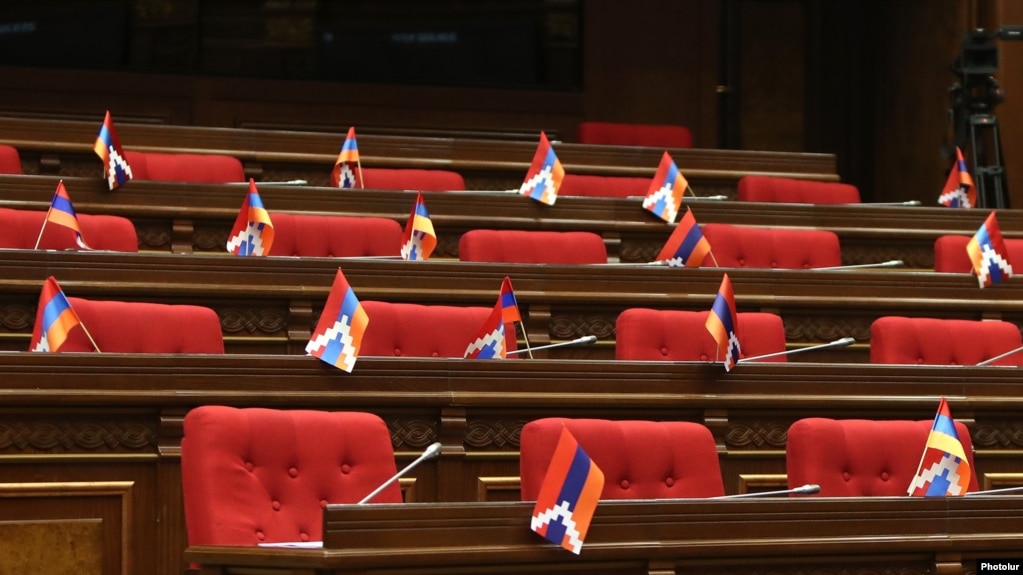 Le Conseil de l’Assemblée Nationale envisage l’éviction des députés d’opposition