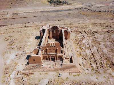 Les routes menant au temple Yererouk (4e au 6e siècle) dans la région de Chirak et aux routes républicaines Isahakyan-Gumri seront rénovées