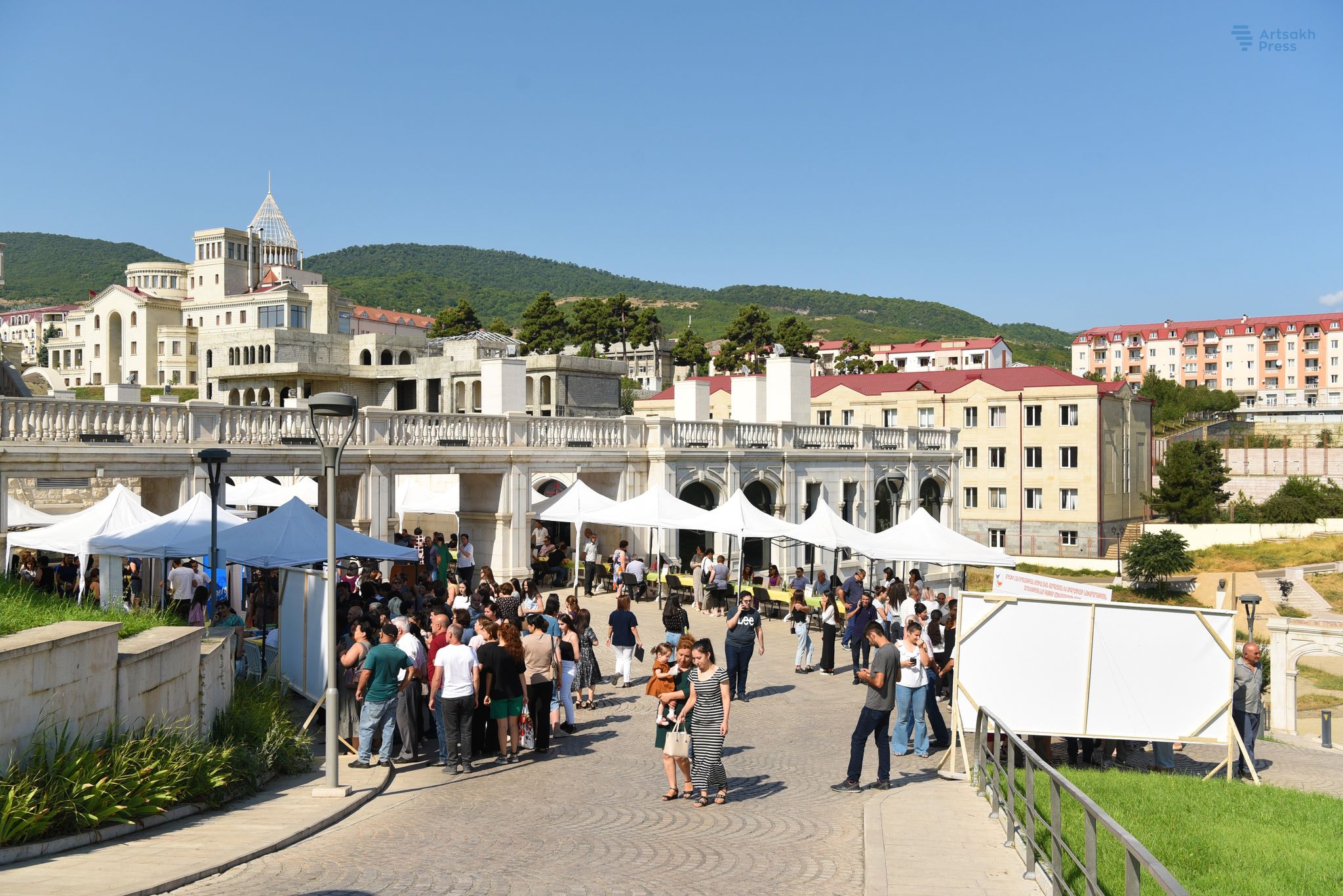 Il y a du travail en Artsakh confirme le salon de l’emploi organisé ce matin à Stepanakert