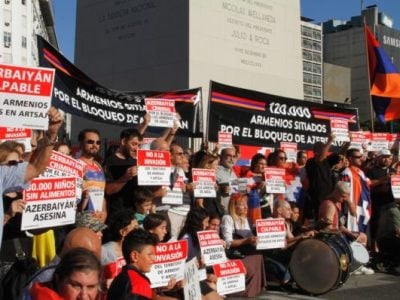 Manifestation à Buenos Aires (Argentine) : Arrêtez le blocus génocidaire de l’Azerbaïdjan contre l’Artsakh