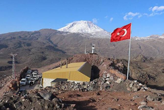 La Turquie construit une base militaire à la frontière avec l’Arménie…sur le mont Ararat !