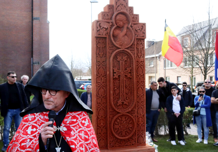 La croix arménienne dévoilée à Sint-Niklaas