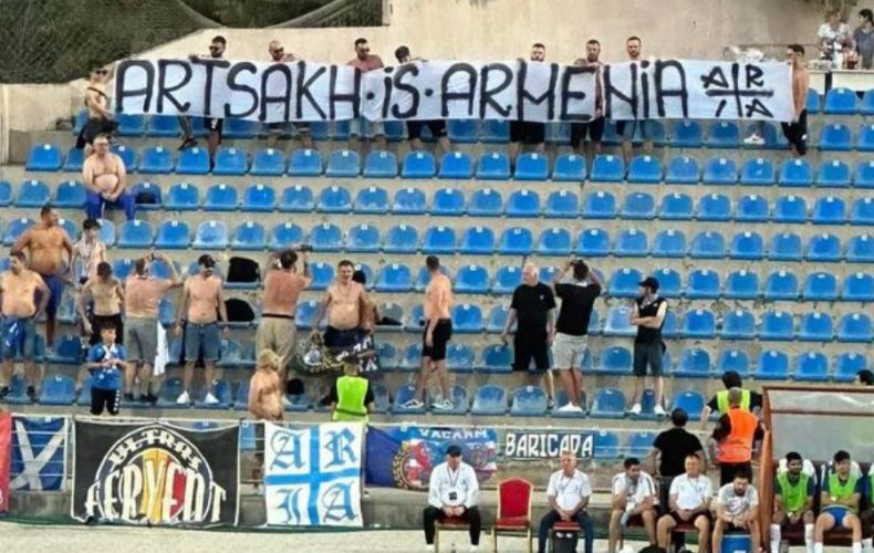 « L’Artsakh, c’est l’Arménie », l’action des supporters du club roumain lors du match Urartu Erévan-Farul Constanta