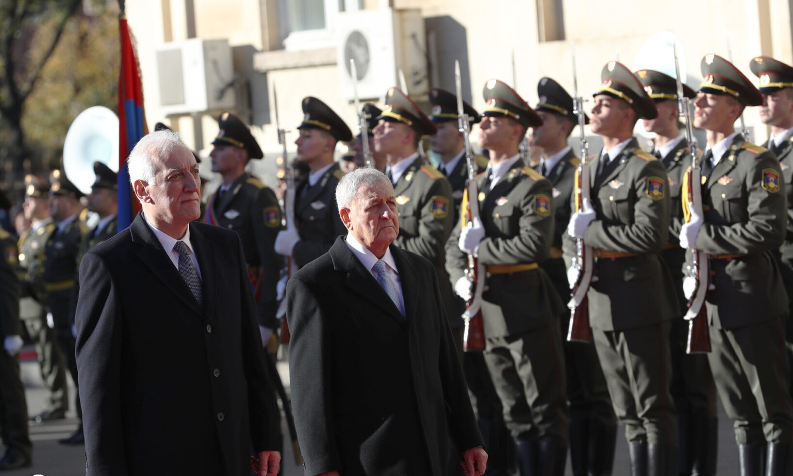 La cérémonie officielle d’accueil du Président irakien a eu lieu à la résidence du Président de la République d’Arménie