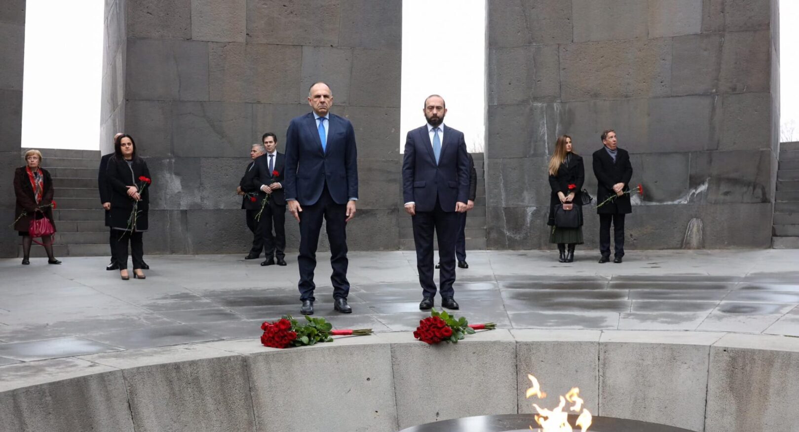 Le Ministre grec des Affaires étrangères a rendu hommage à la mémoire des victimes du génocide des Arméniens