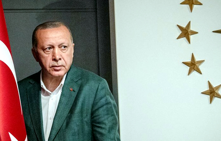 Problèmes au sein du parti d’Erdogan