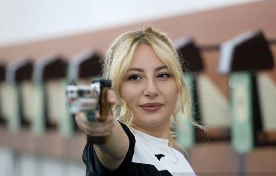 La tireuse Elmira Karapetyan (Arménie) déjà qualifiée pour les JO de Paris, gagne le Tournoi de tir de Rio de Janeiro au tir pistolet à air comprimé 10 m