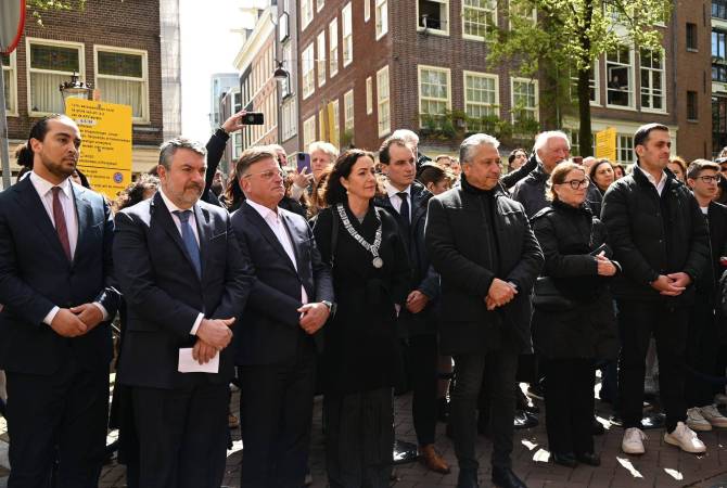 A Amsterdam, la mémoire des victimes du génocide arménien a été commémorée avec la participation du maire et des adjoints