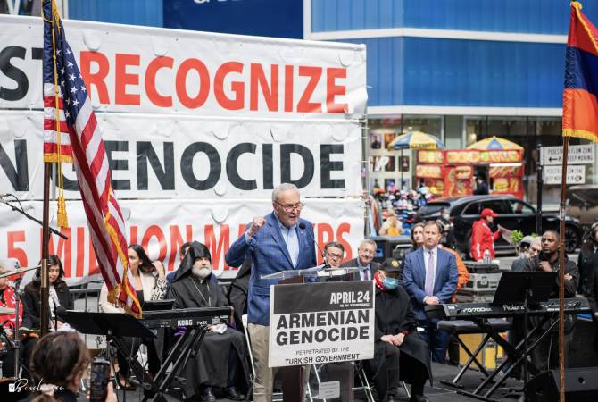 Le génocide des Arméniens commémoré pour la 39e année consécutive à Time Square à New York