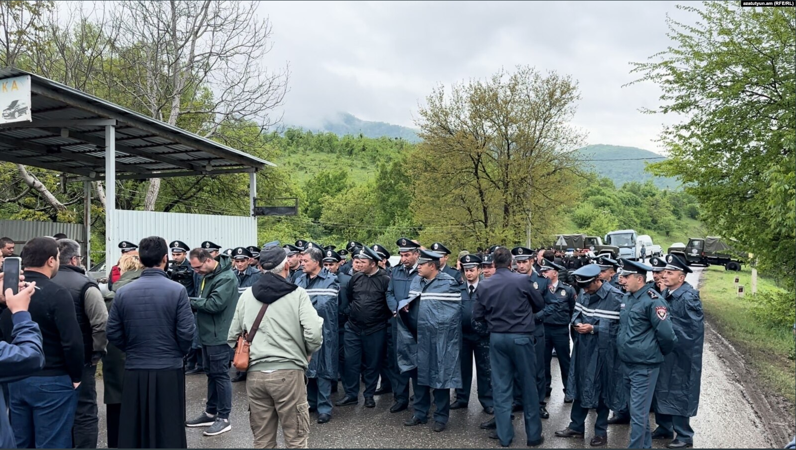 Les groupes civiques arméniens dénoncent également la cession de terres à l’Azerbaïdjan