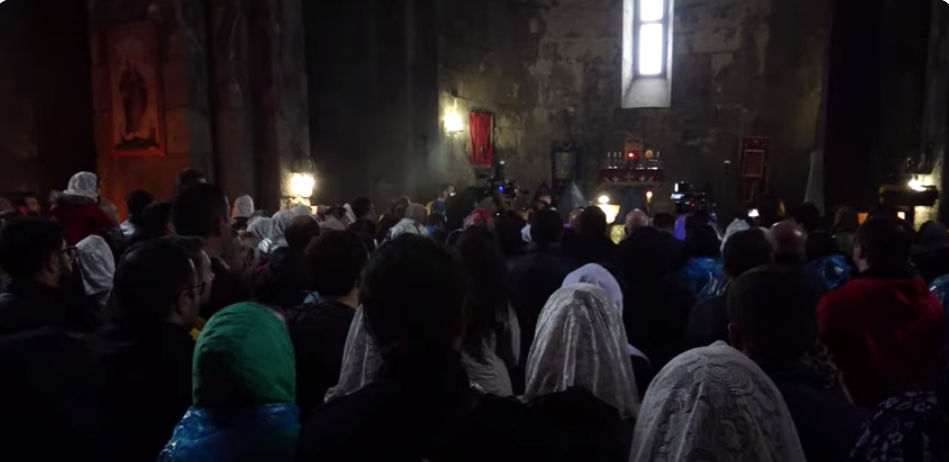 Pèlerinage au monastère de Tatev en soutien à Ruben Vardanyan et aux prisonniers de guerre arméniens