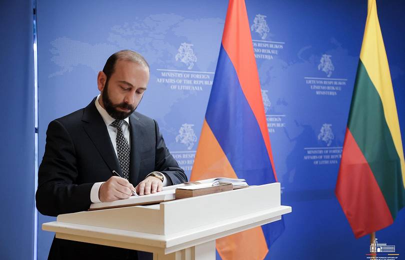 L’Azerbaïdjan n’a pas répondu à la proposition de l’Arménie de signer un traité de paix en un mois et a présenté de nouvelles exigences affirme Ararat Mirzoyan