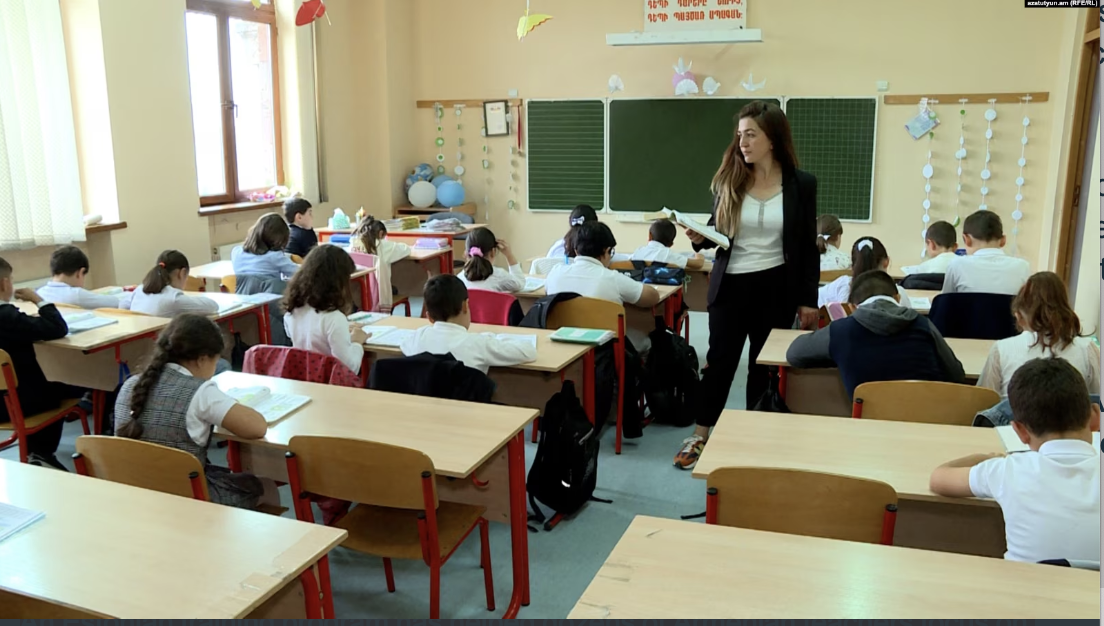 Un programme de formation estonien aide les enseignants arméniens à améliorer les compétences en lecture dans les écoles