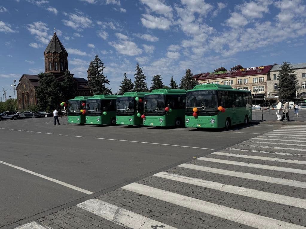 Des bus électriques sont arrivés à Gumri deuxième ville d’Arménie