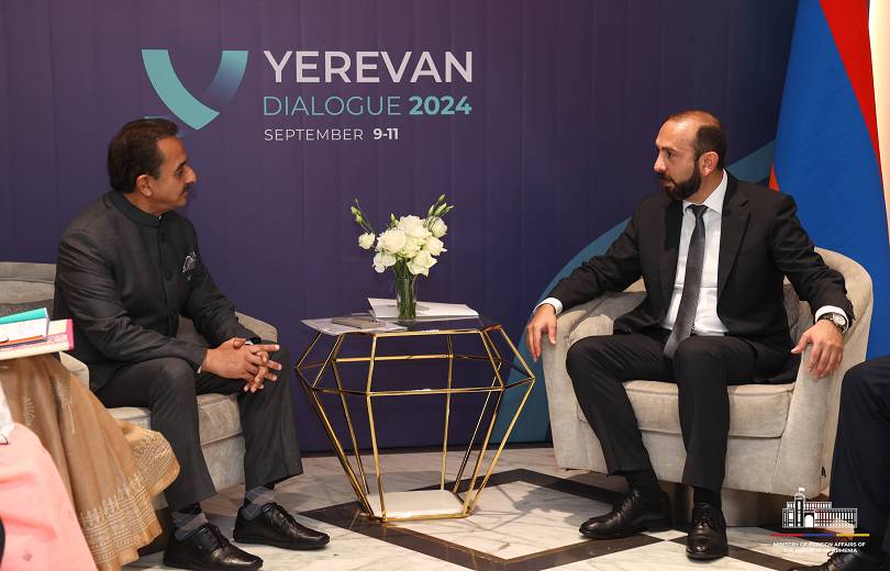 Ararat Mirzoyan et le vice-ministre indien des Affaires étrangères ont évoqué les possibilités d’interaction sur différentes plateformes