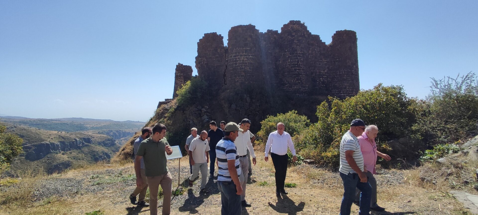 Le fort d’Amberd dans la région d’Aragatsotn est en restauration et des fouilles de déroulent au château d’Arouch