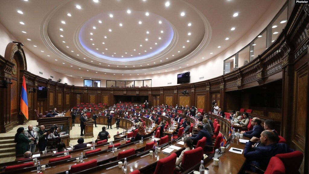 L’opposition arménienne condamne l’accord frontalier avec l’Azerbaïdjan