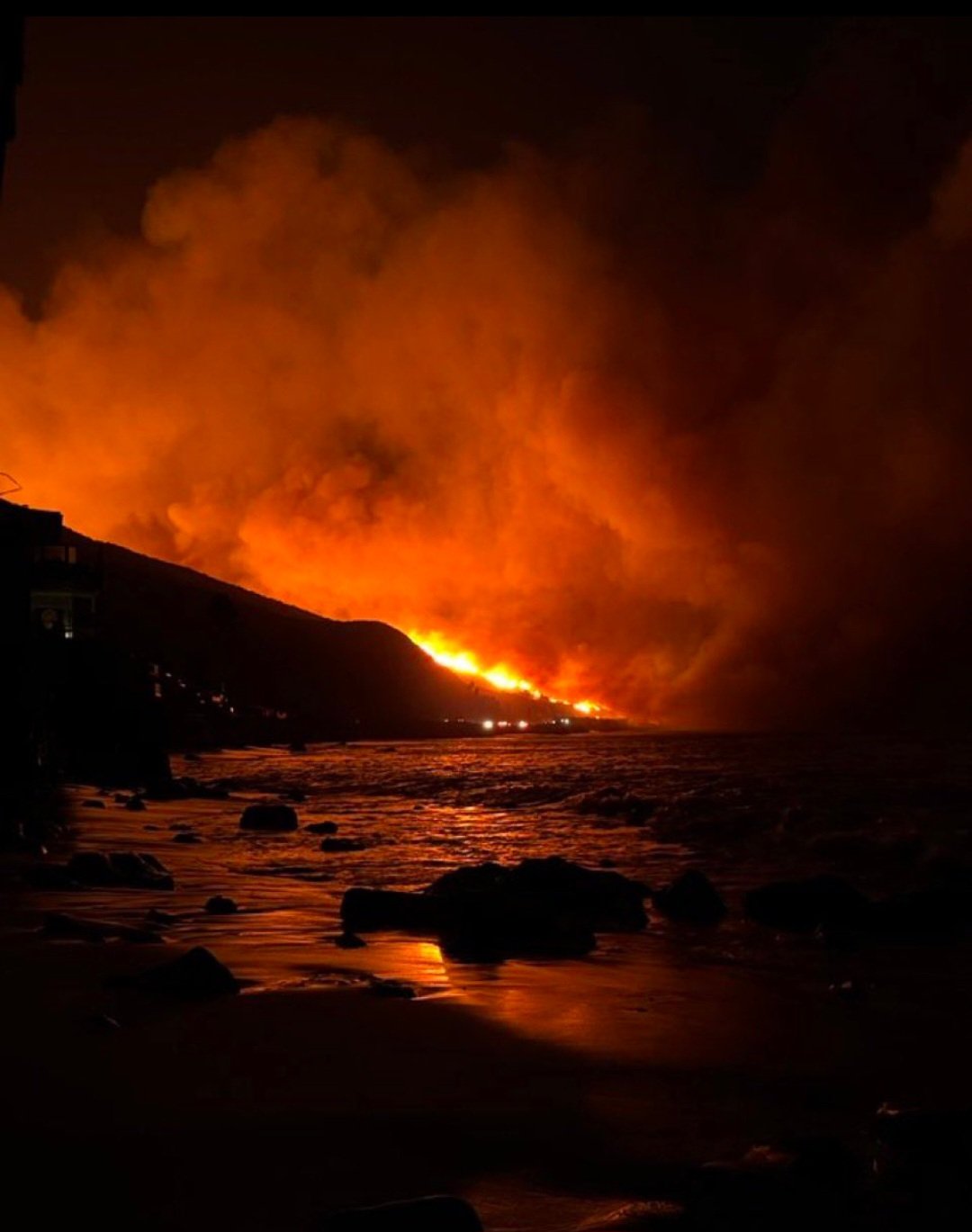 La communauté arménienne de Los Angeles touchée par des incendies dévastateurs